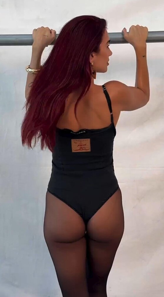 dua-lipa gallery photo #1081