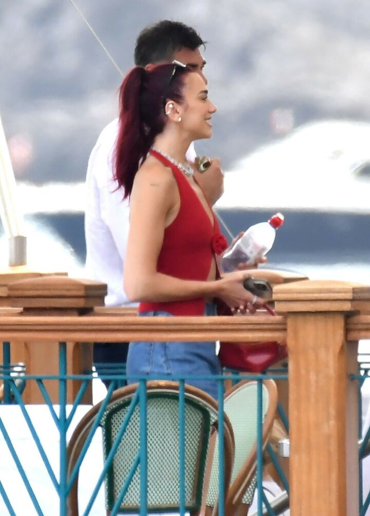 dua-lipa gallery photo #1226