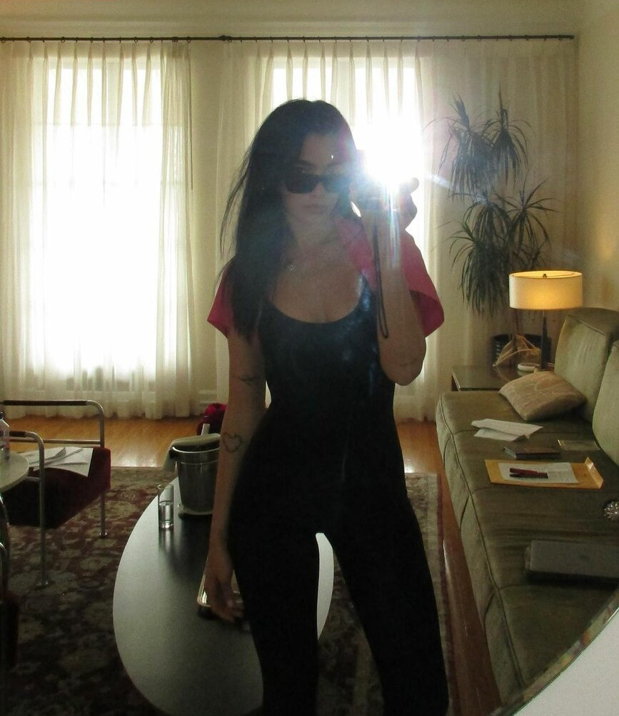 dua-lipa gallery photo #4323