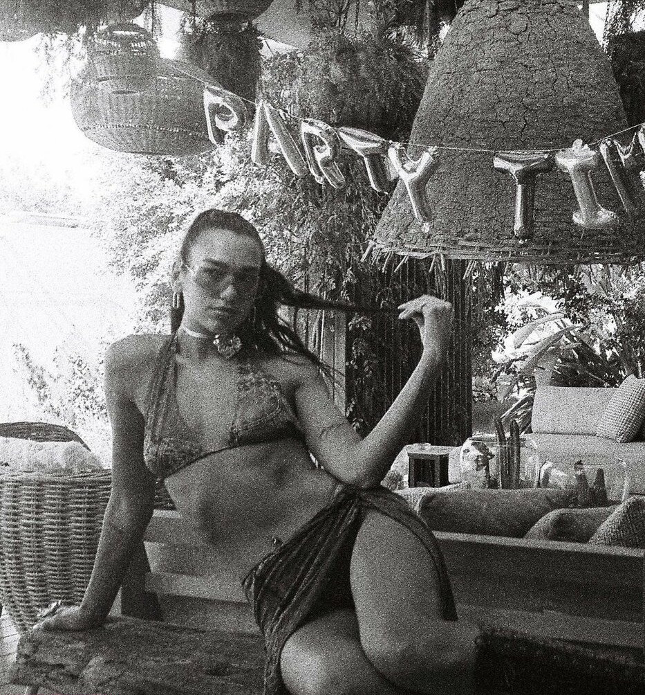 dua-lipa gallery photo #4873