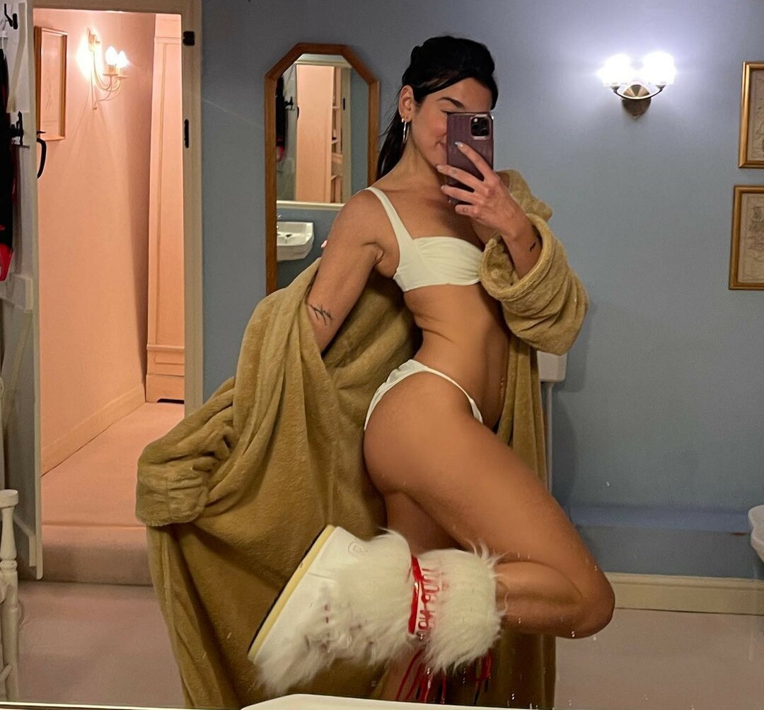 dua-lipa gallery photo #4937