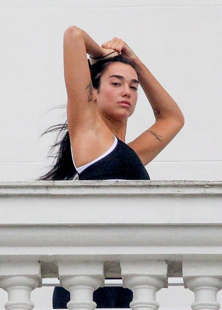 dua-lipa gallery photo #5309