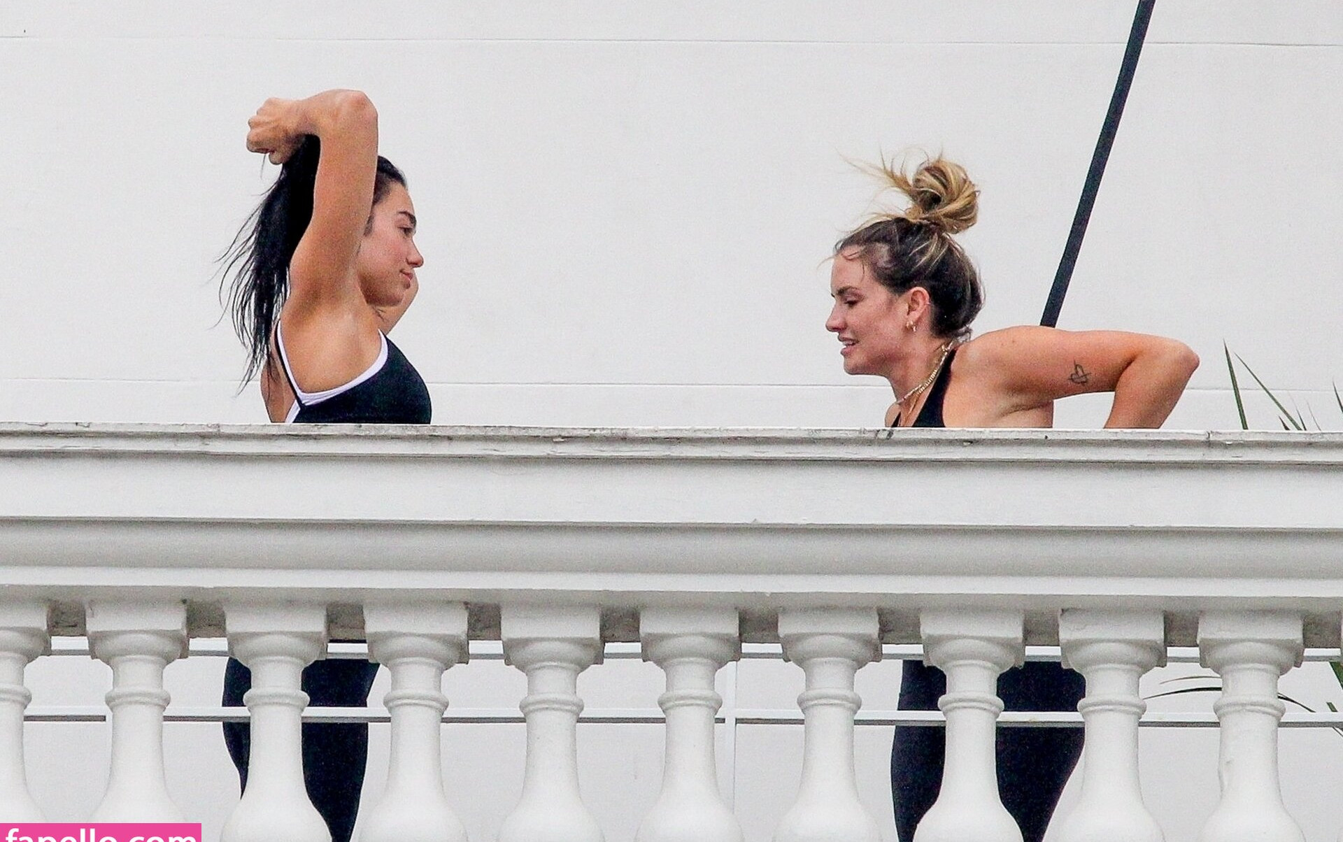 dua-lipa gallery photo #5310