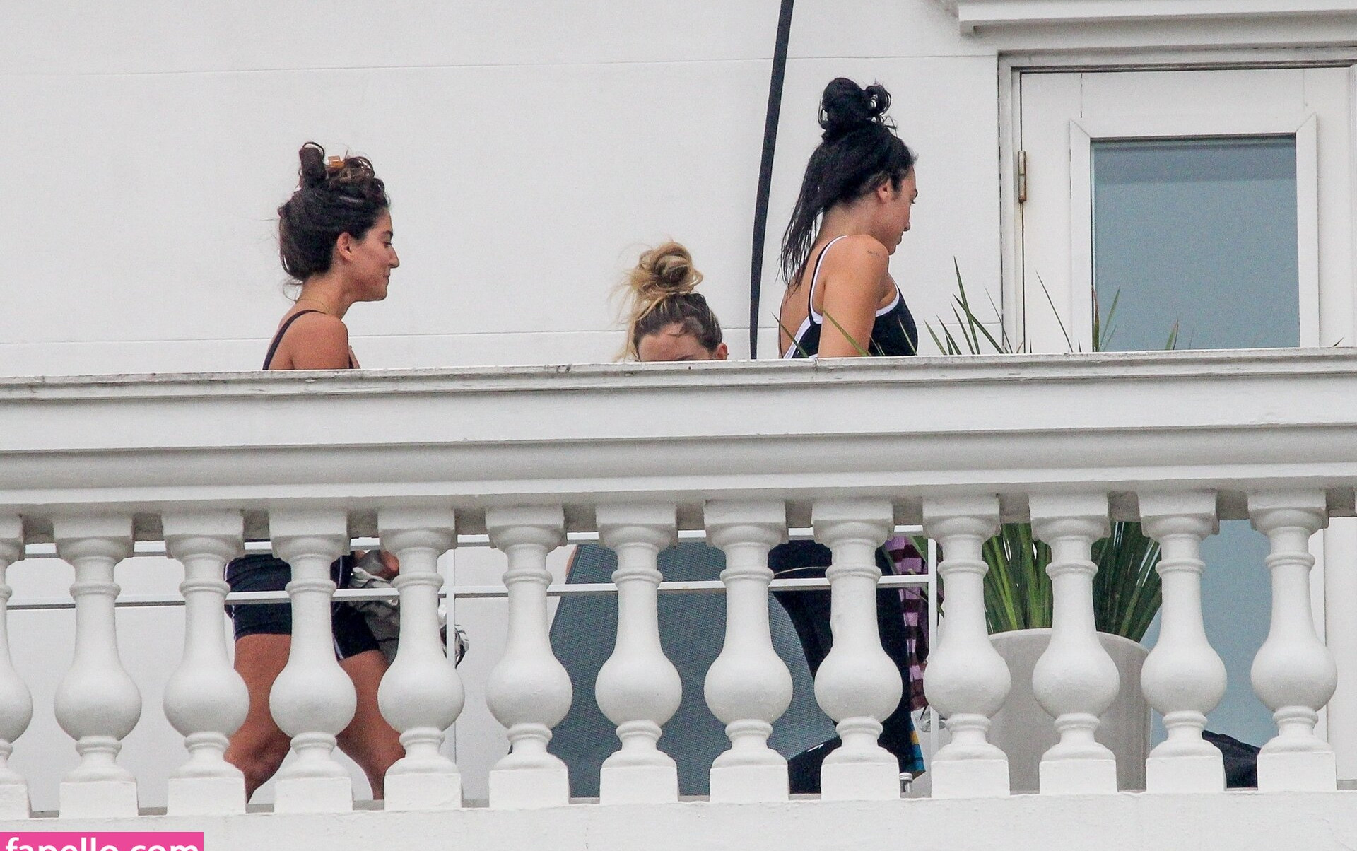 dua-lipa gallery photo #5314