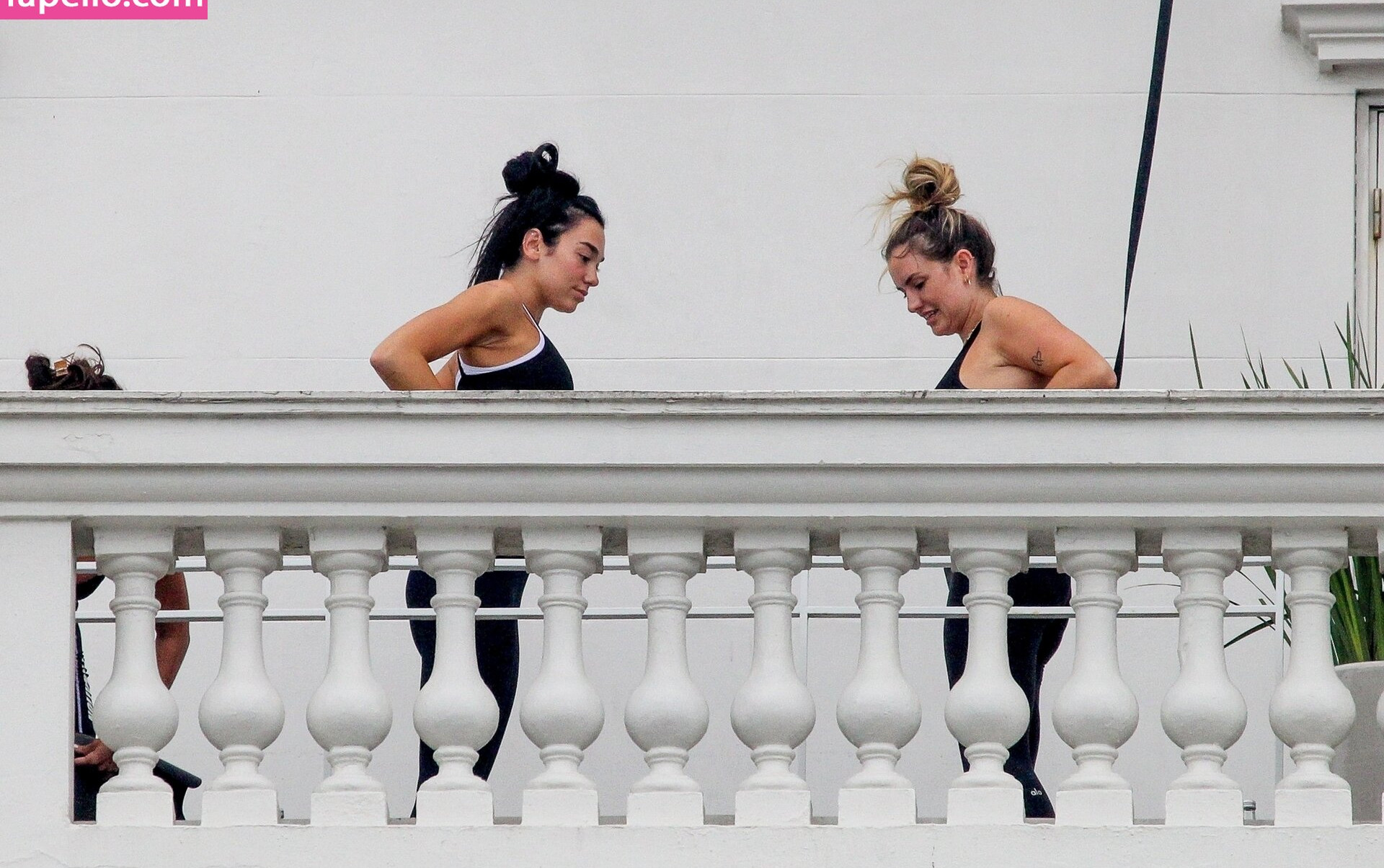 dua-lipa gallery photo #5317