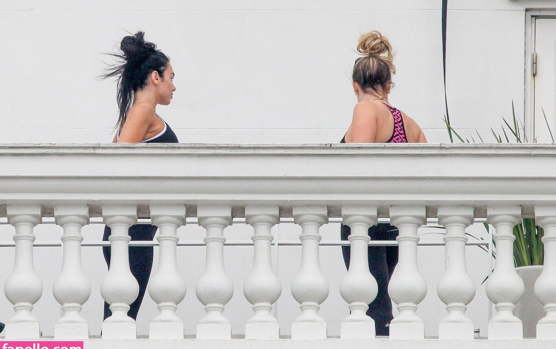 dua-lipa gallery photo #5321