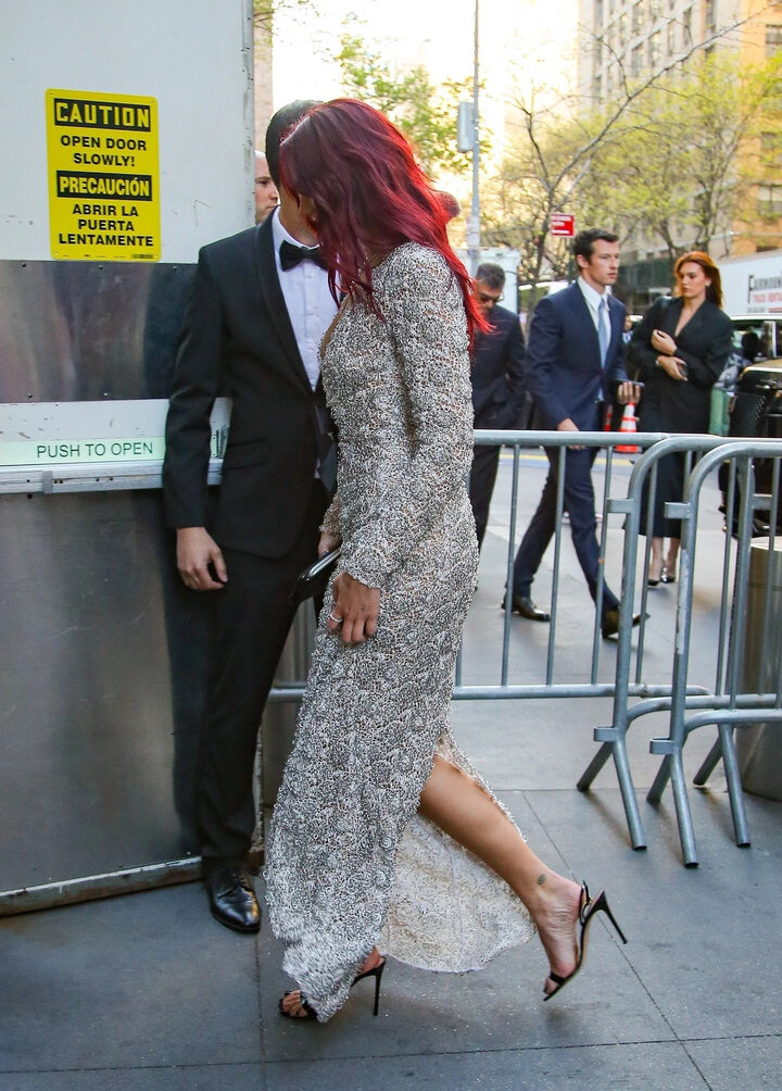 dua-lipa Nude Leaks OnlyFans Photos #551 - LeakJerk