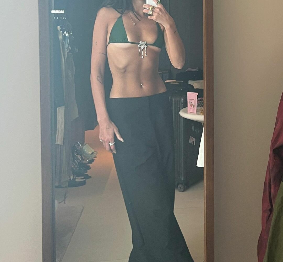 dua-lipa gallery photo #5954