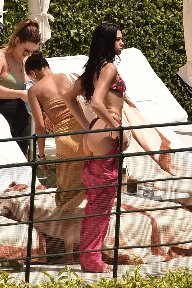 dua-lipa gallery photo #5975