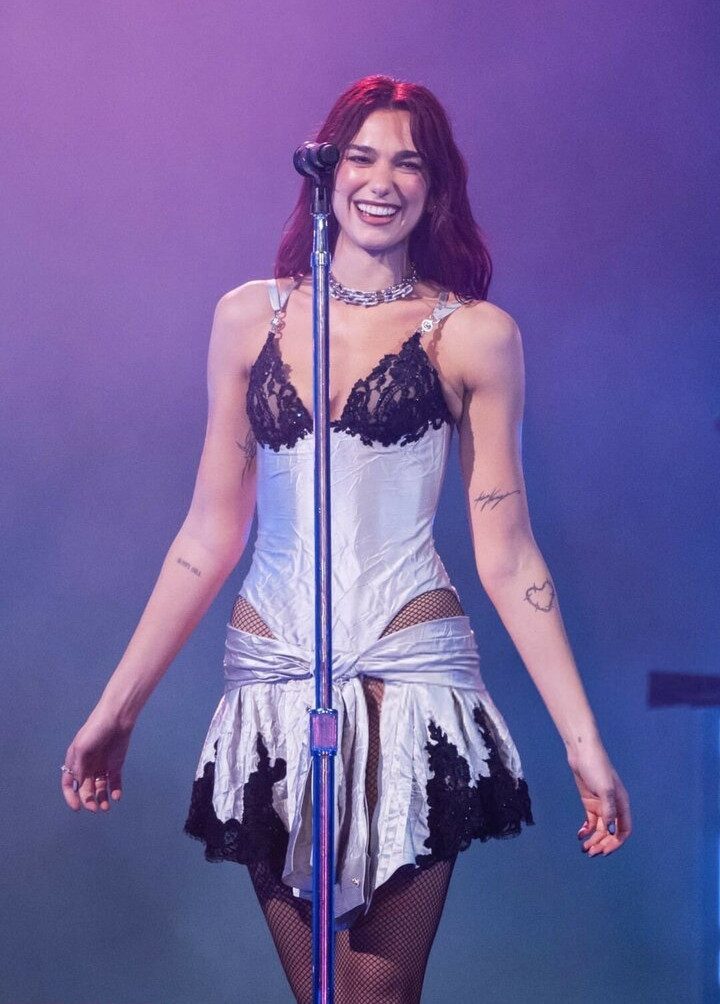 dua-lipa gallery photo #828