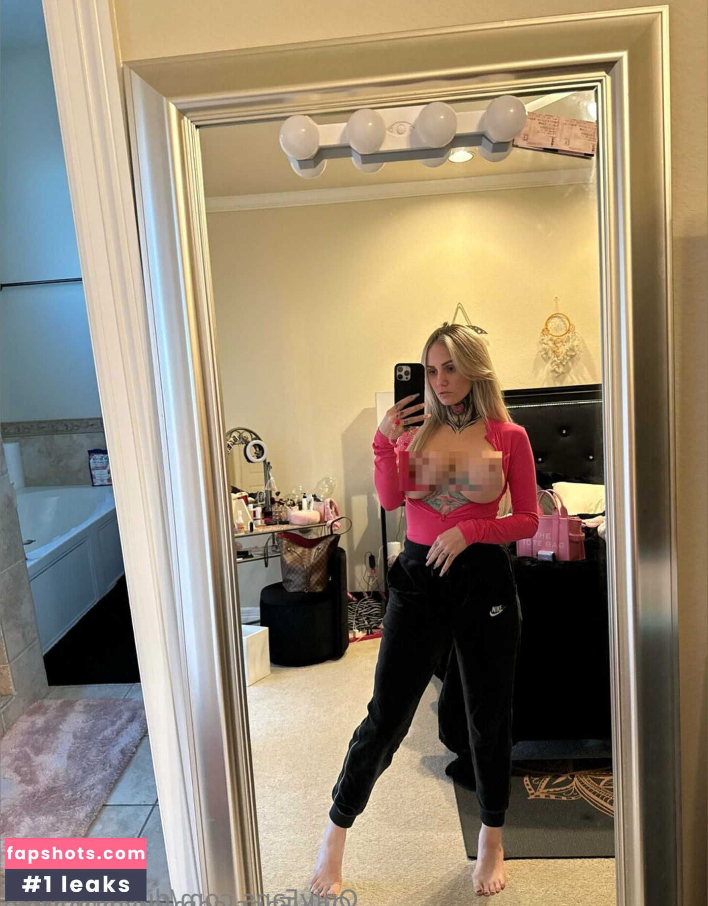 ducatibarbie Nude Leaks OnlyFans Photos #14 - LeakJerk