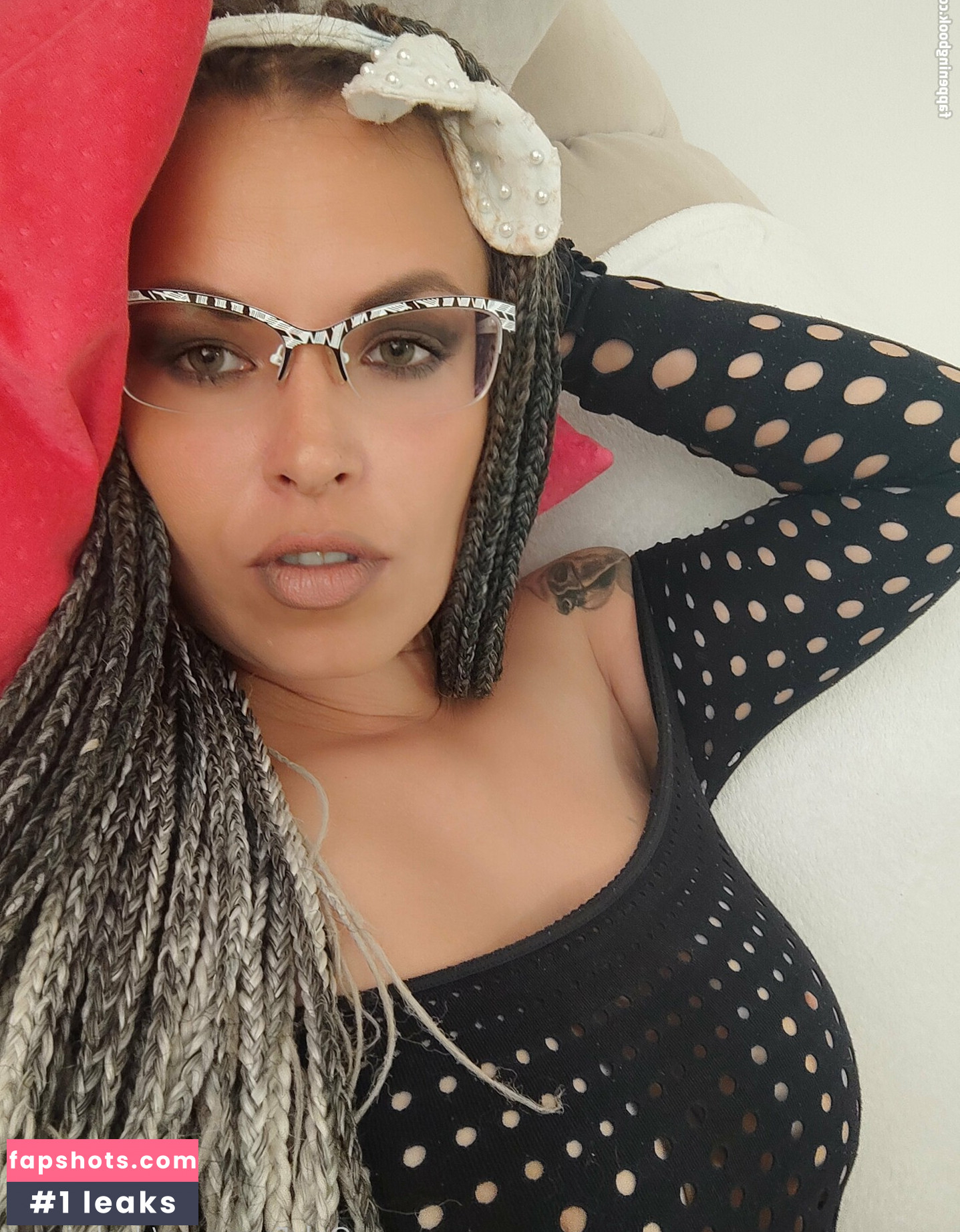 duckyisone gallery photo #12