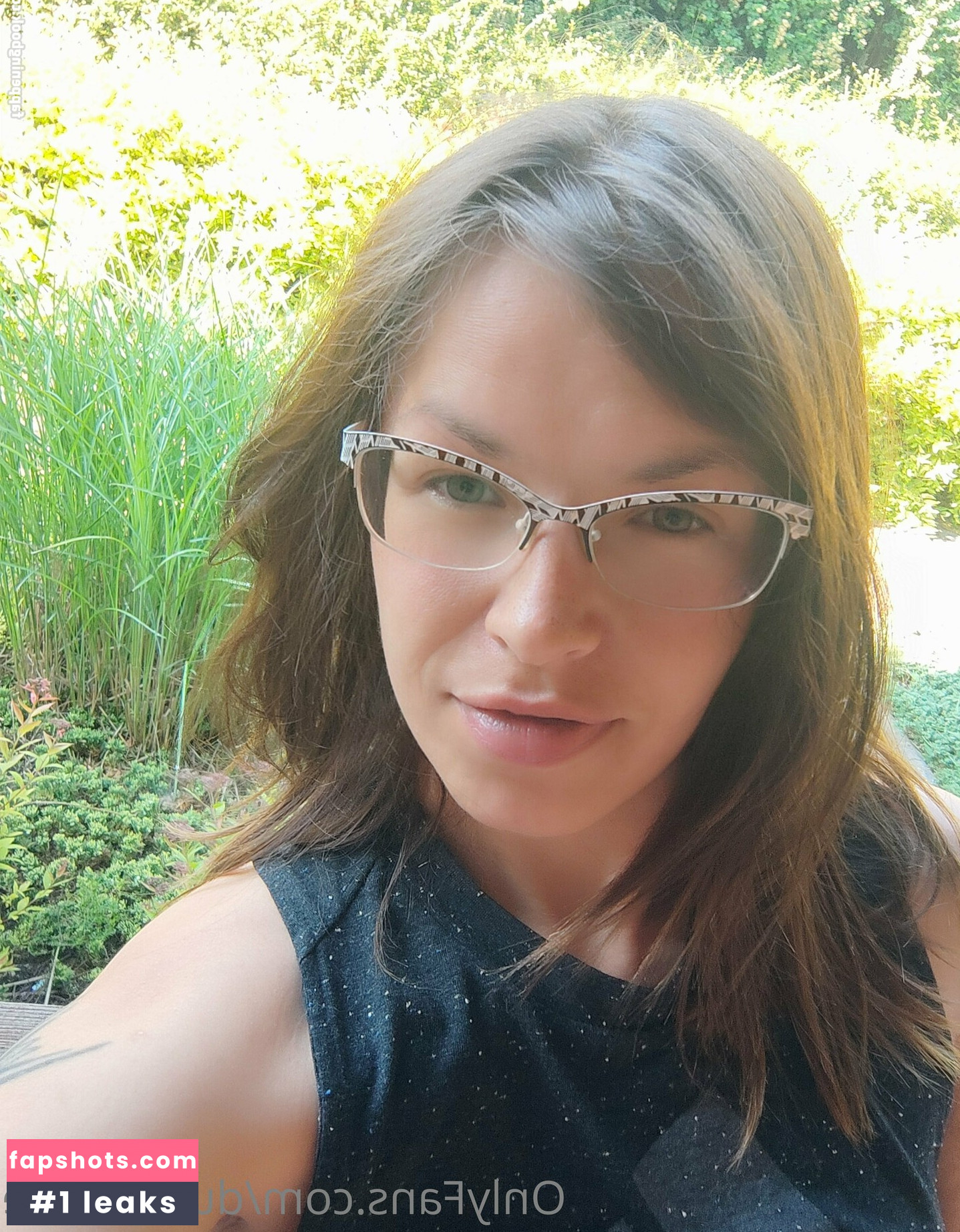 duckyisone gallery photo #18