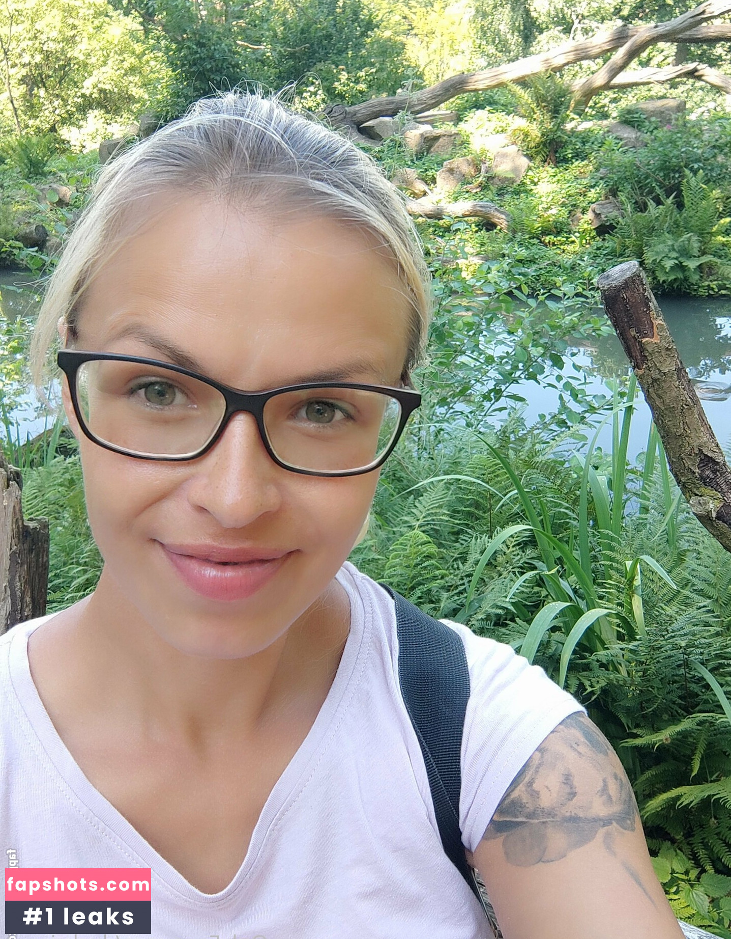 duckyisone gallery photo #20