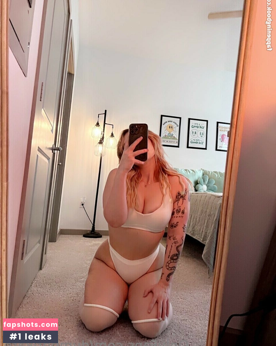 Dumbgrlkate gallery photo #24