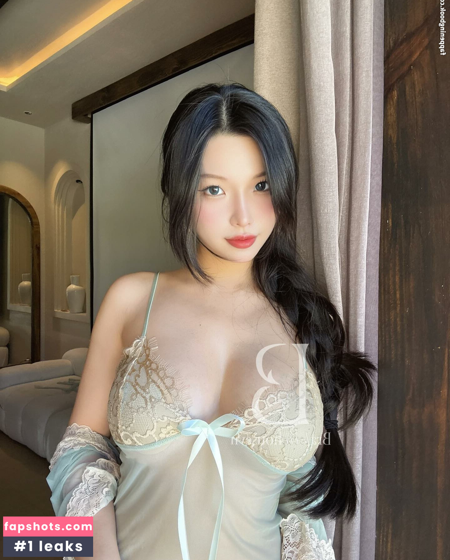 Duyenn Hipp Filtración Desnuda OnlyFans Foto #17 - Fapshots