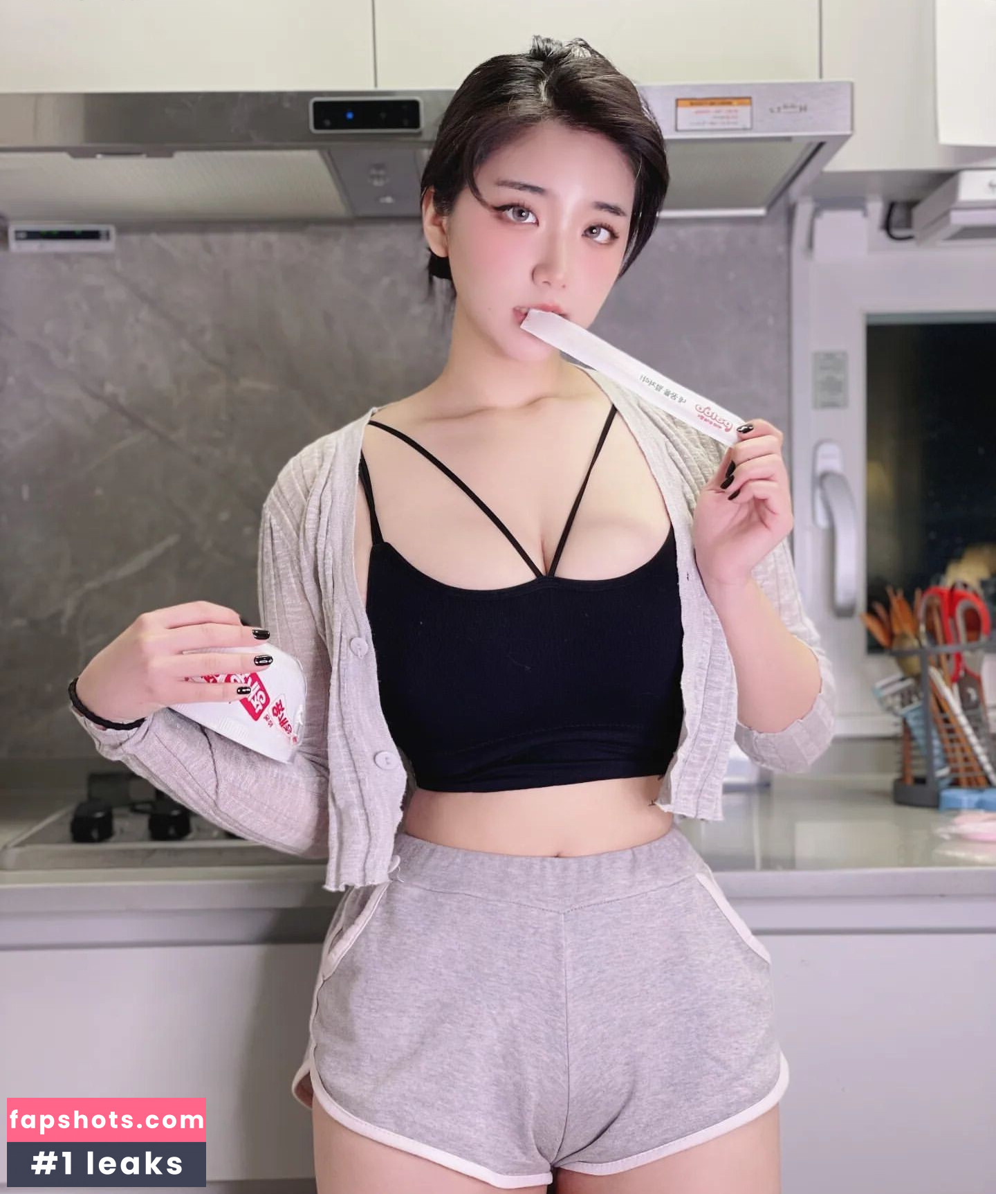 E_Chi_h gallery photo #73