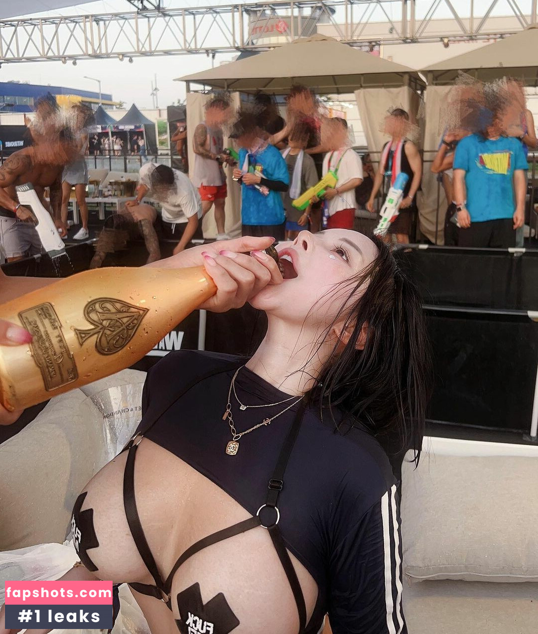 e__luda_glamorous gallery photo #14