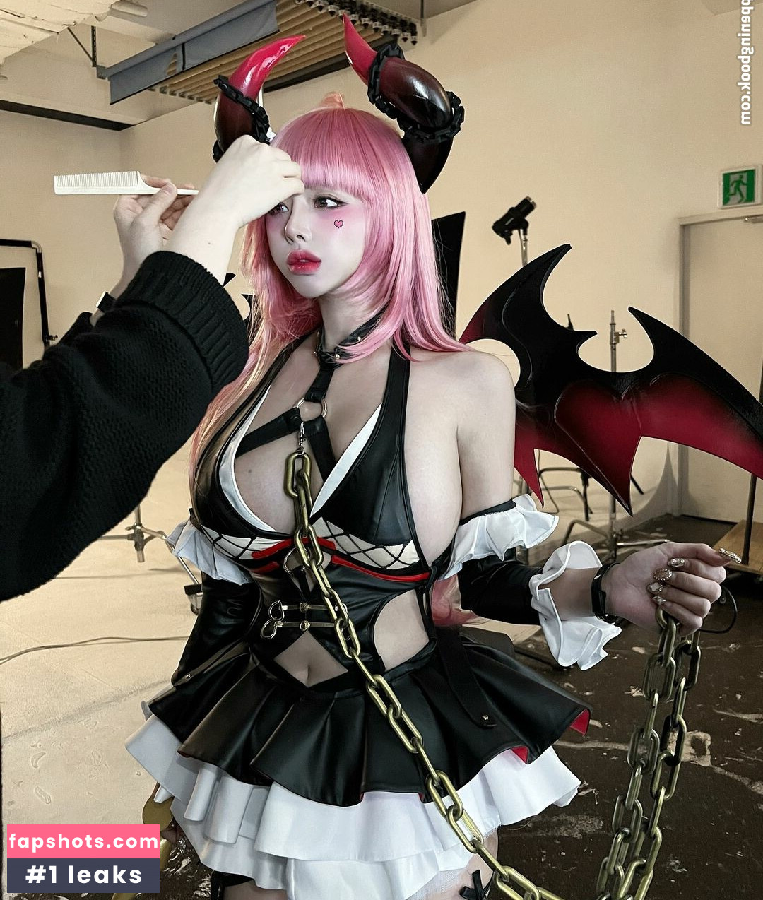 e__luda_glamorous gallery photo #10