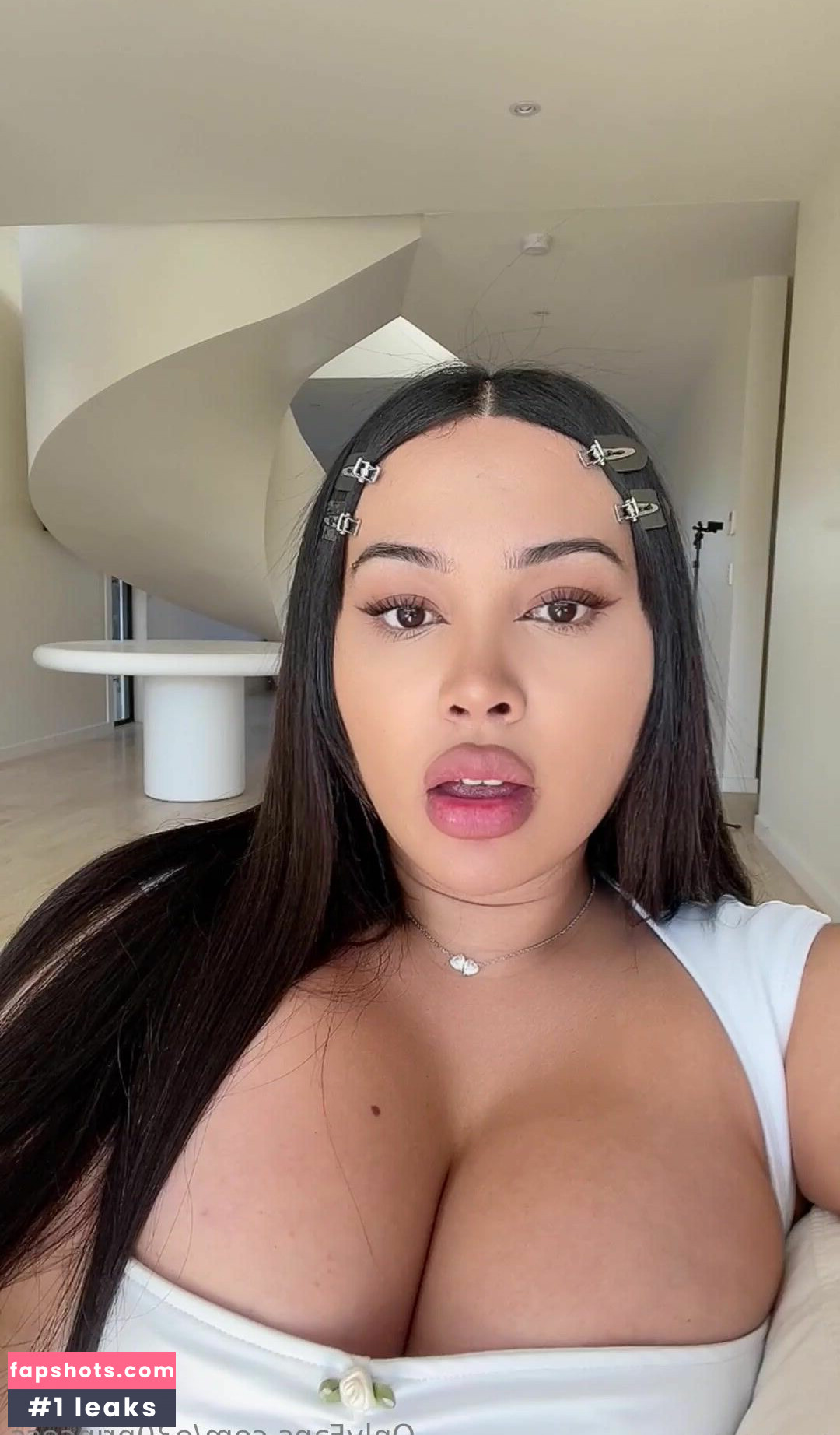 E30 Princess Filtración Desnuda OnlyFans Foto #8 - Fapshots