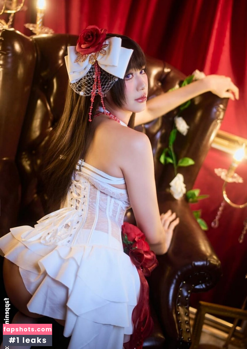 EarniesHime gallery photo #16