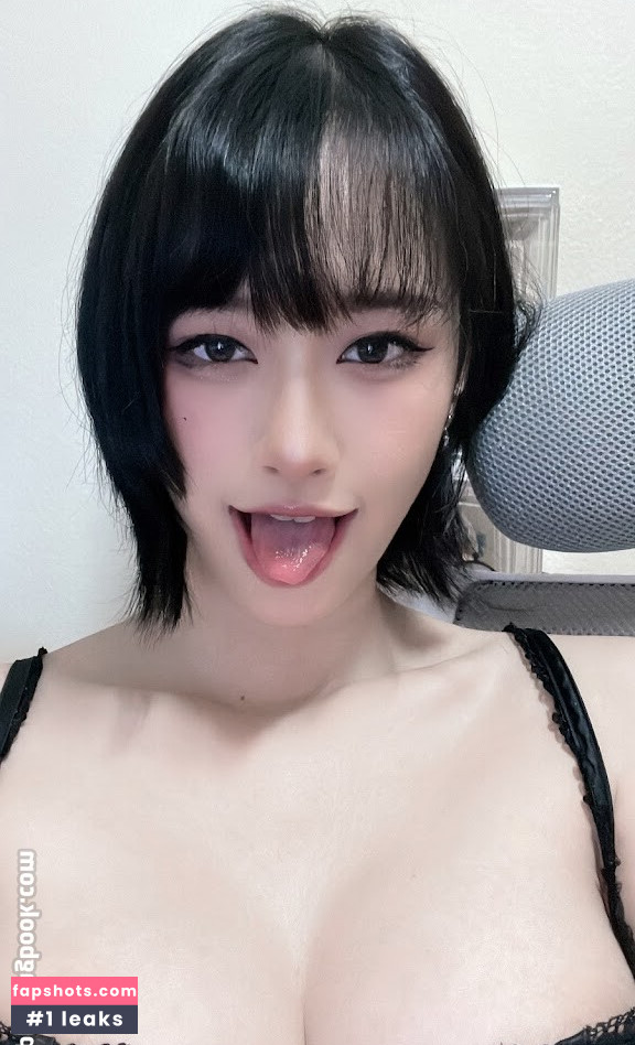 EarniesHime gallery photo #20