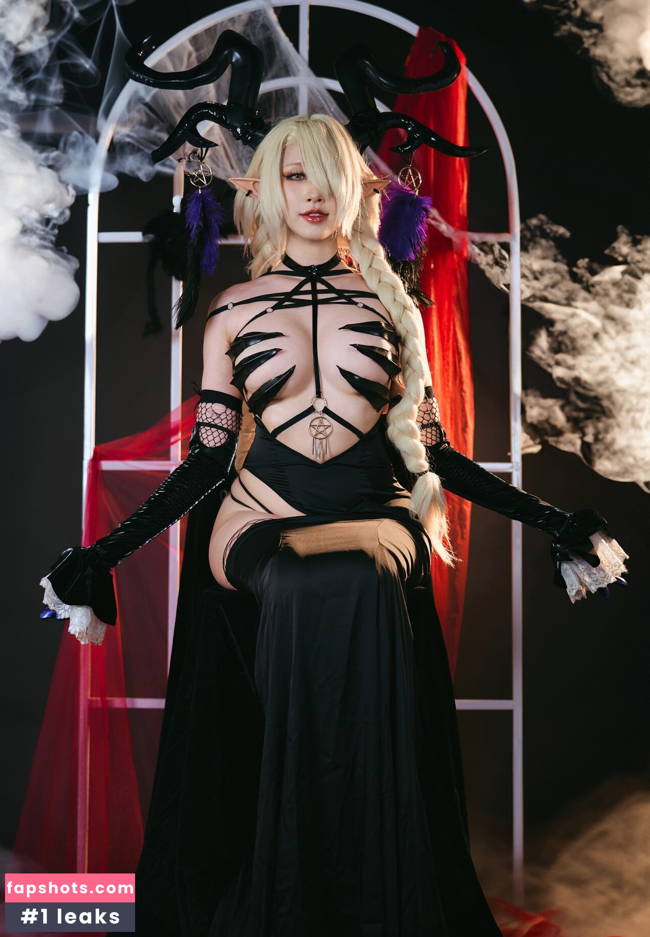 EarniesHime gallery photo #44