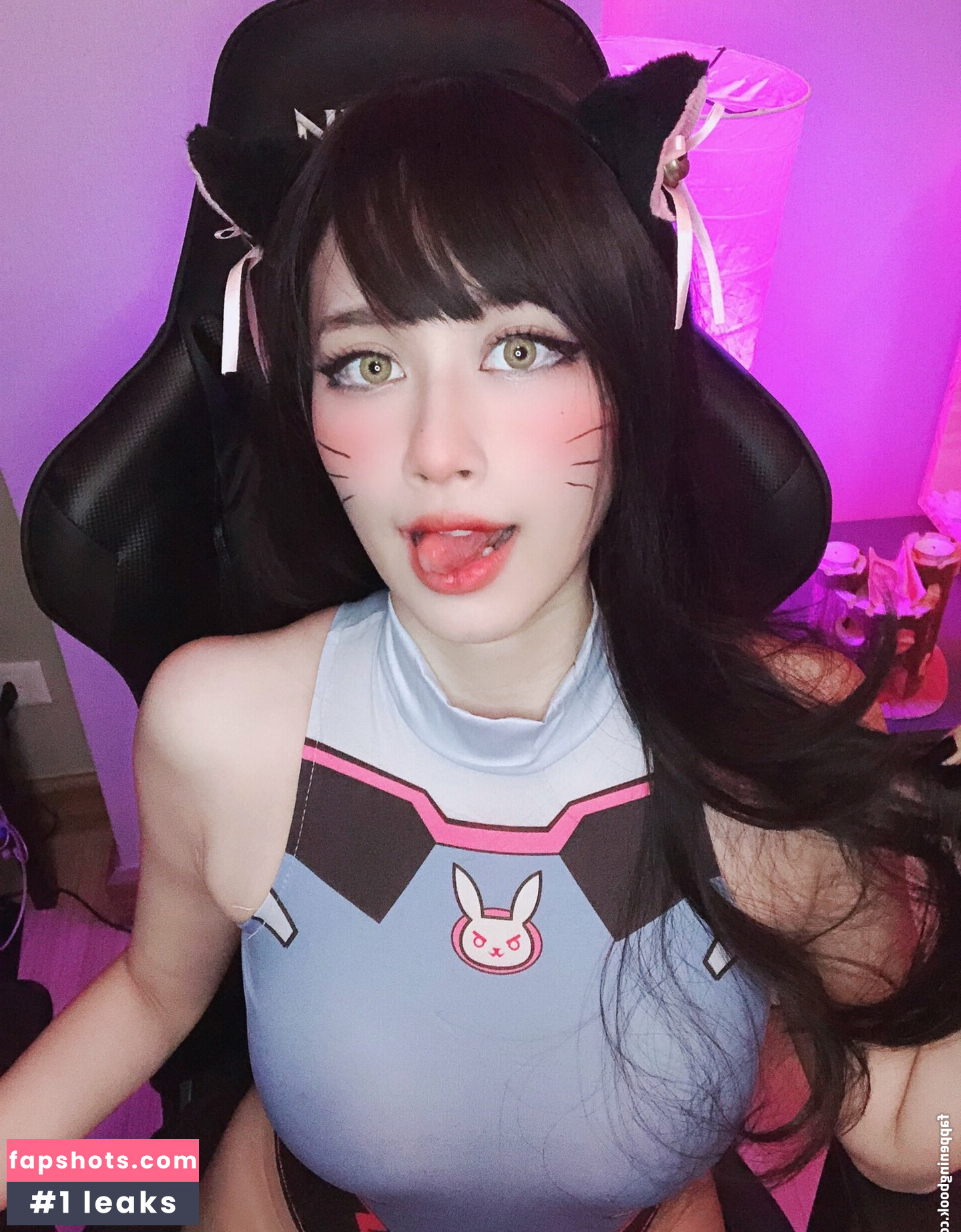 EarniesHime gallery photo #64