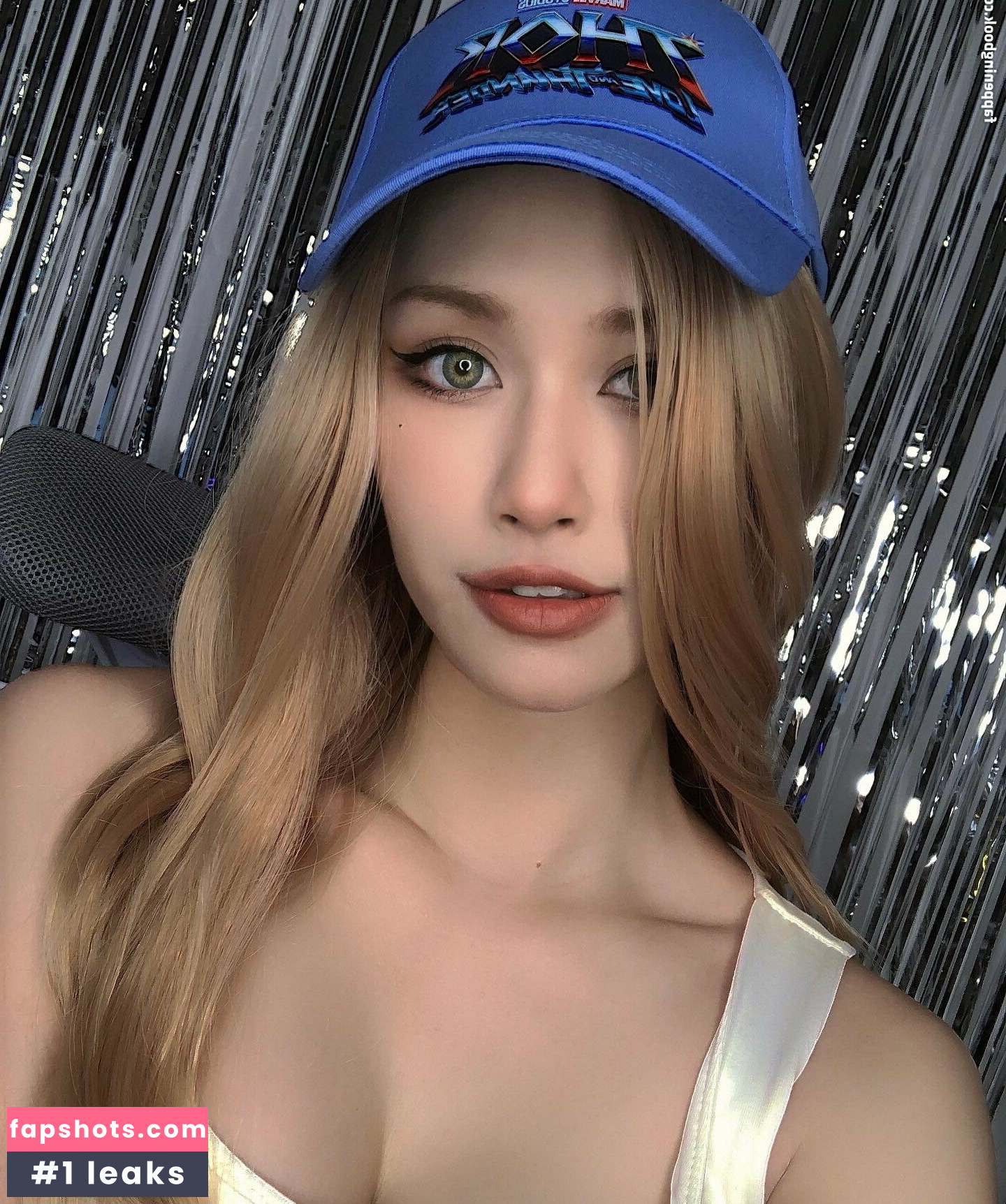 EarniesHime gallery photo #73