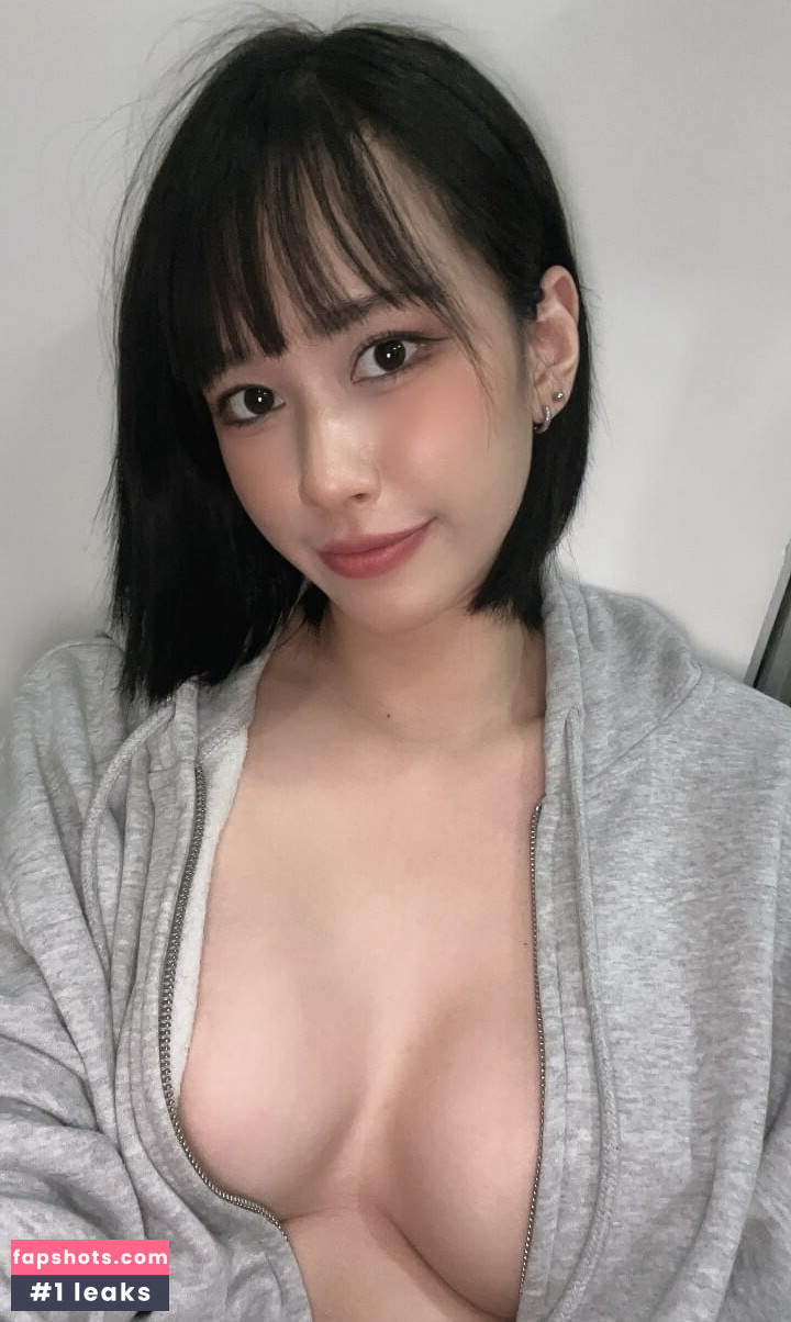 EarniesHime gallery photo #91