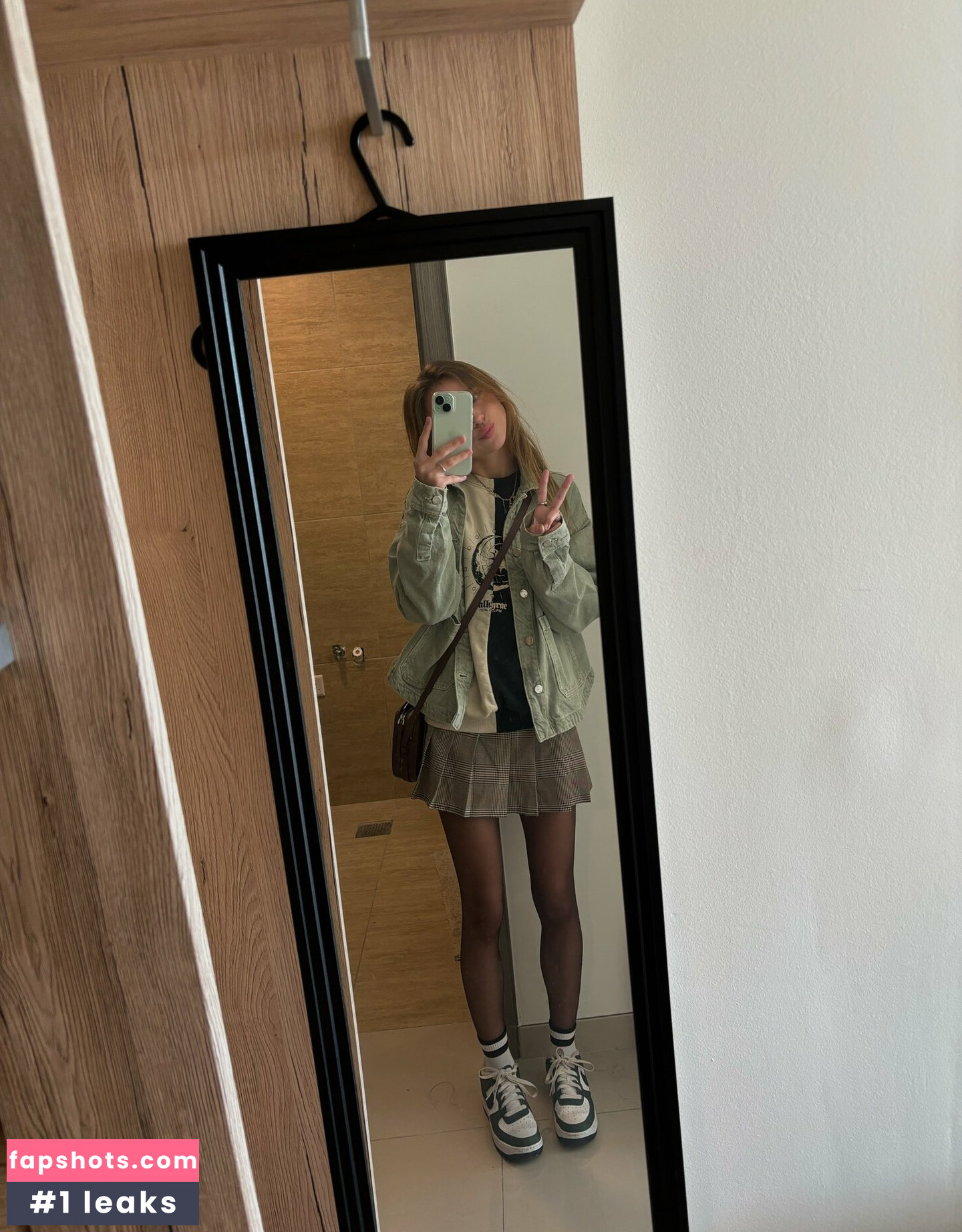 eastahh Nahé úniky fotek pouze od fanoušků #5 - Fapshots