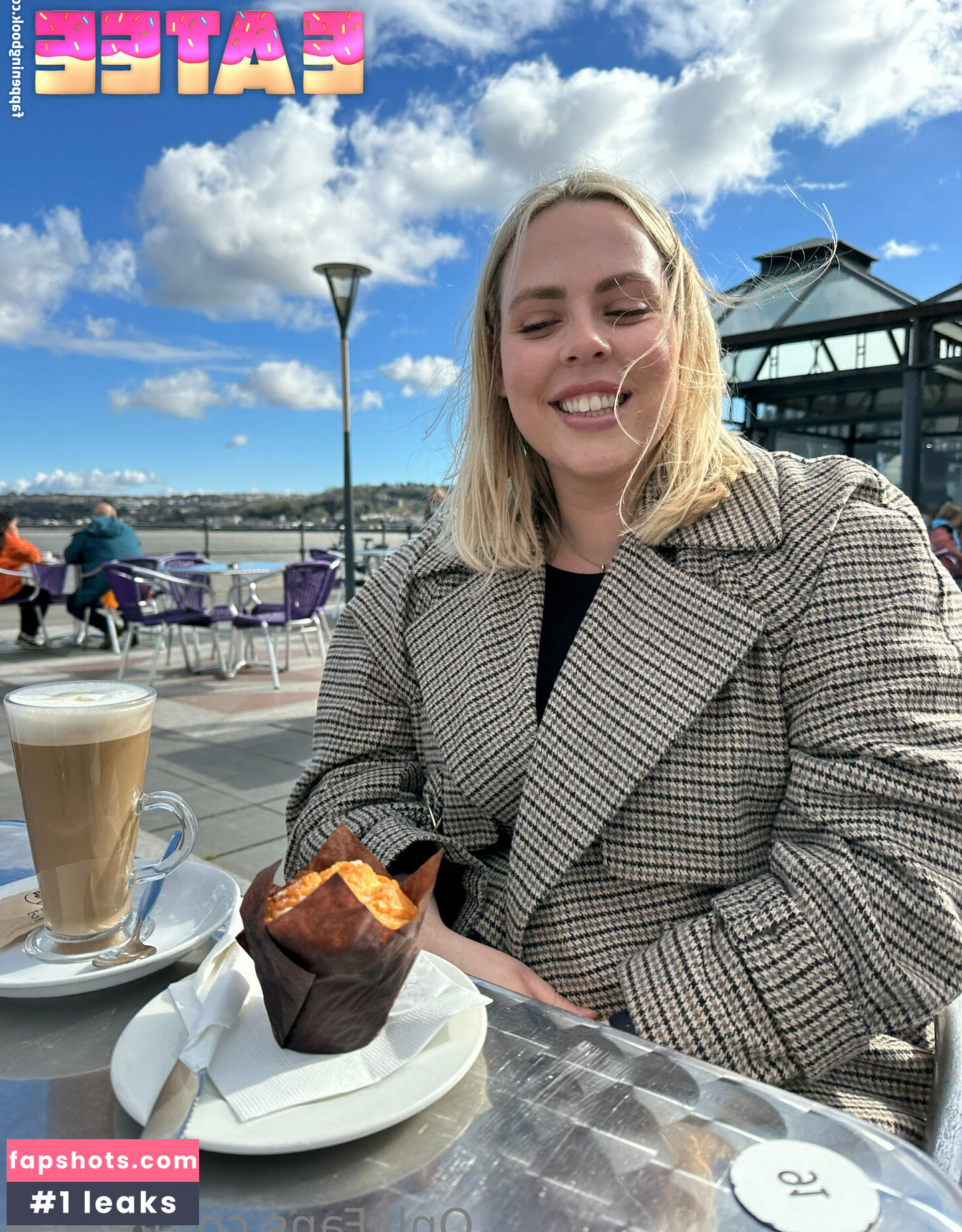 eatee nude babe gallery