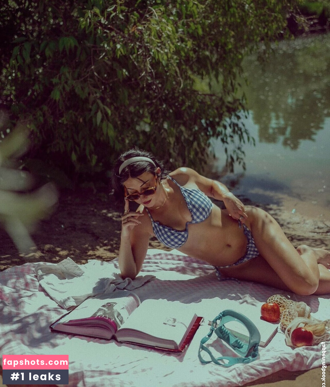 Ebcjpg nude babe gallery