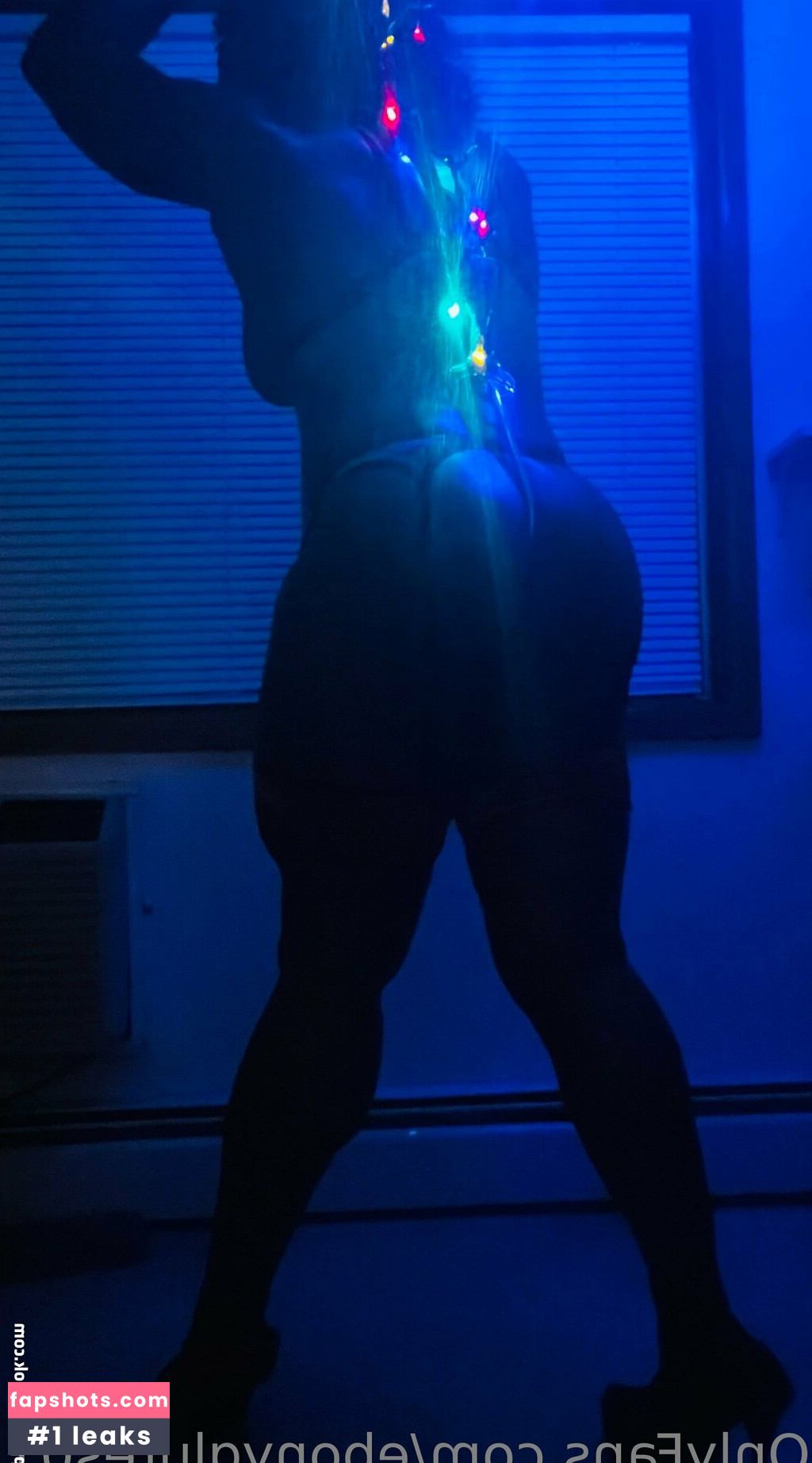 ebonyglutes01 gallery photo #25