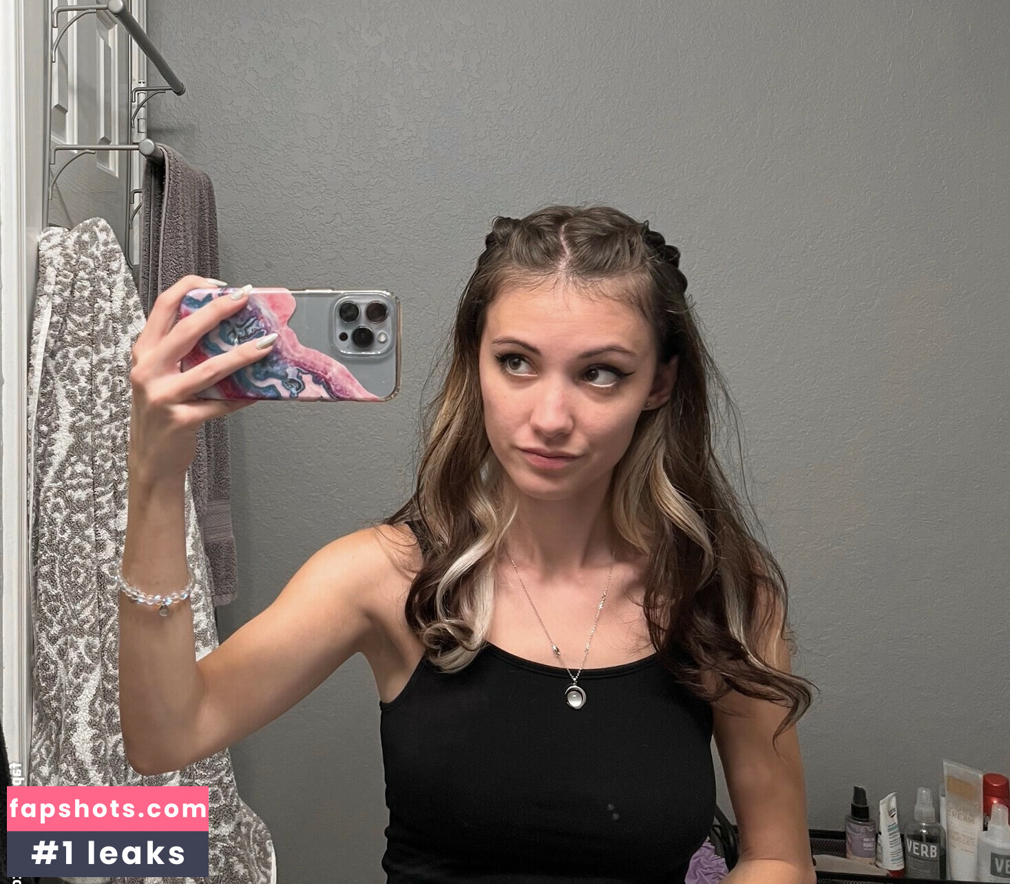 Echochlo gallery photo #50