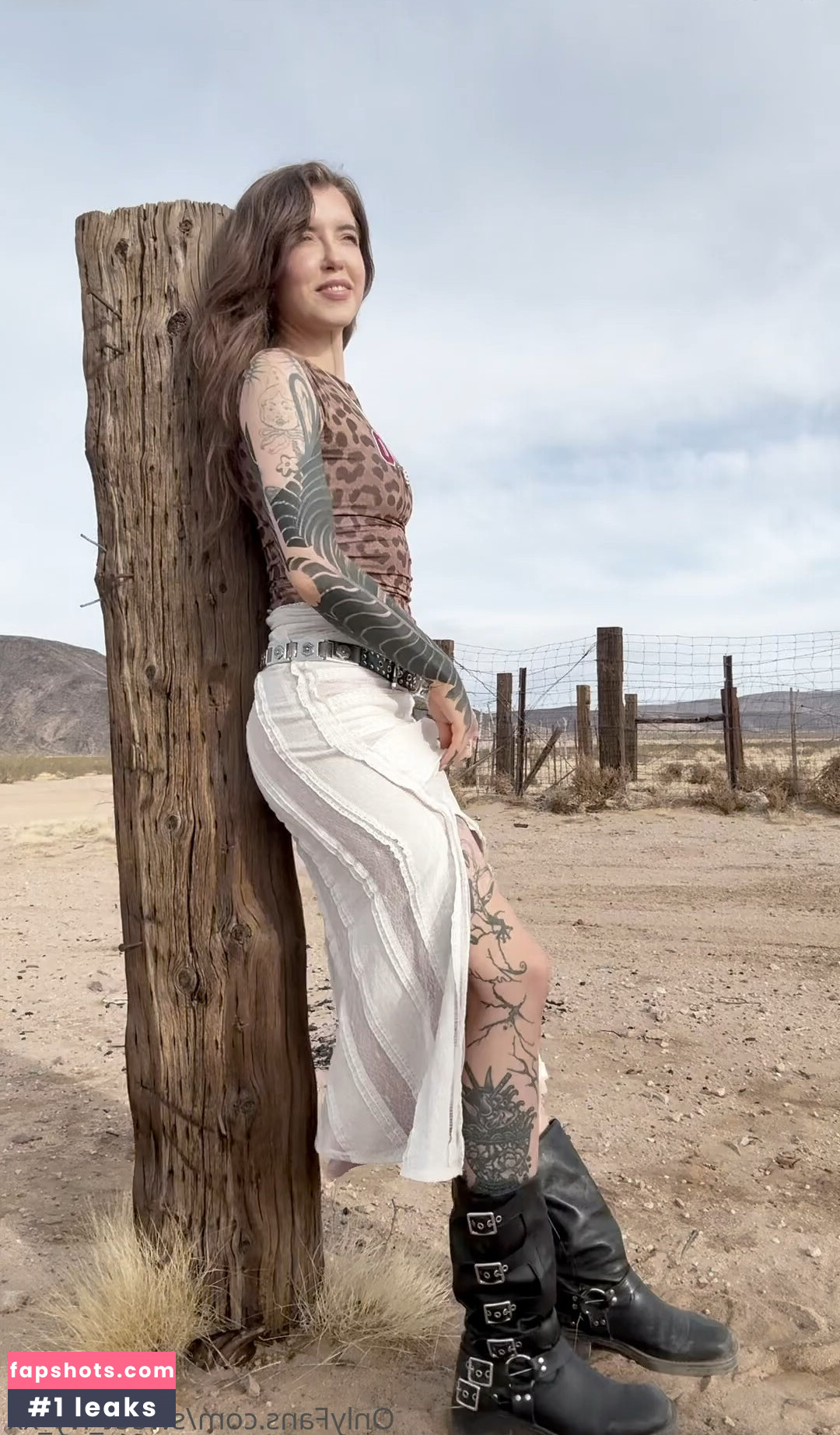 Eden Ivy gallery photo #10