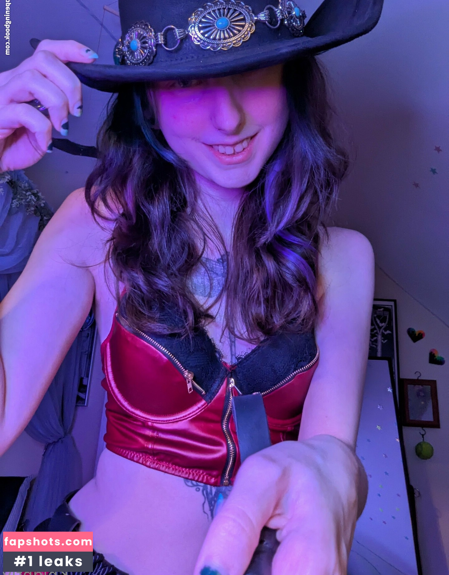 edgykittykat gallery photo #2