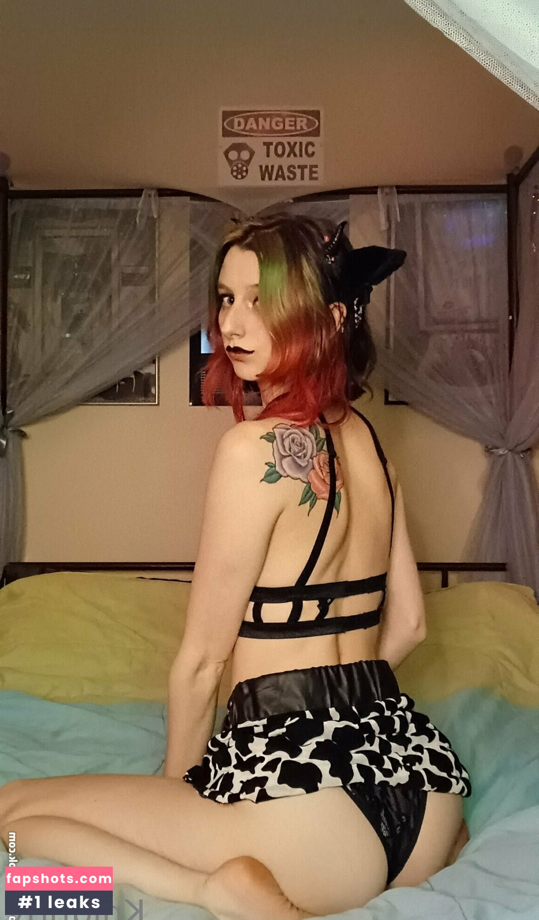 edgykittykat gallery photo #22