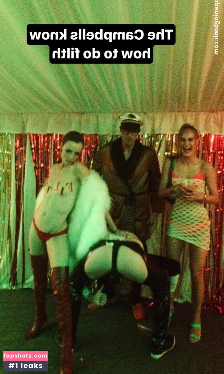 Edie Campbell gallery photo #30