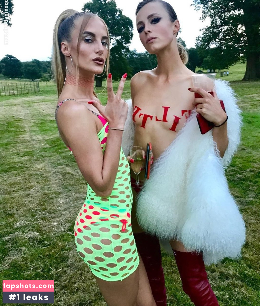 Edie Campbell gallery photo #39