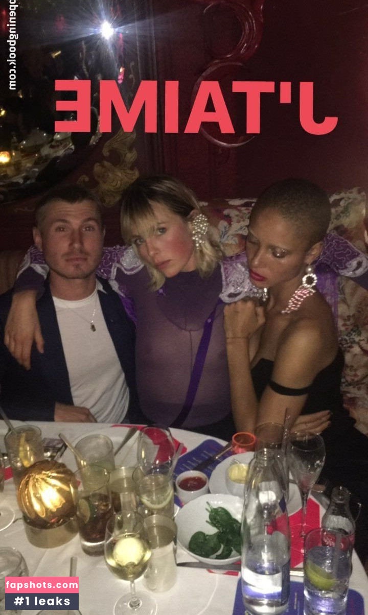 Edie Campbell gallery photo #50