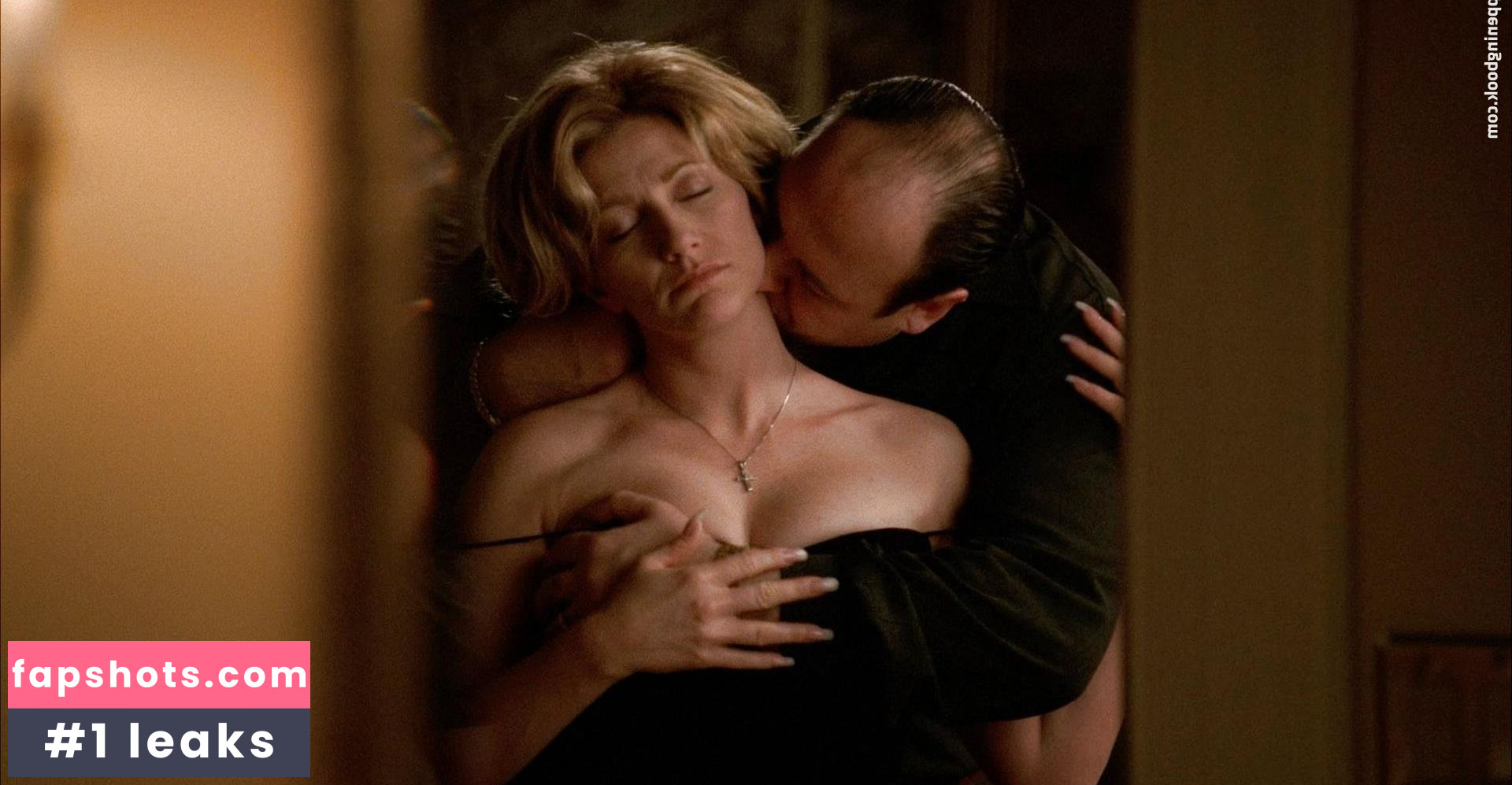 Edie Falco gallery photo #6