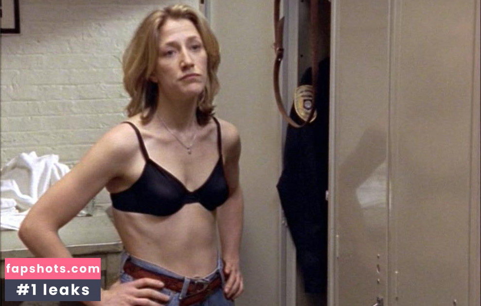 Edie Falco gallery photo #8