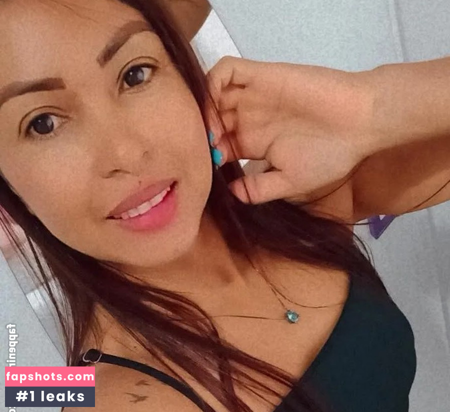 Edilene Sousa nude babe gallery