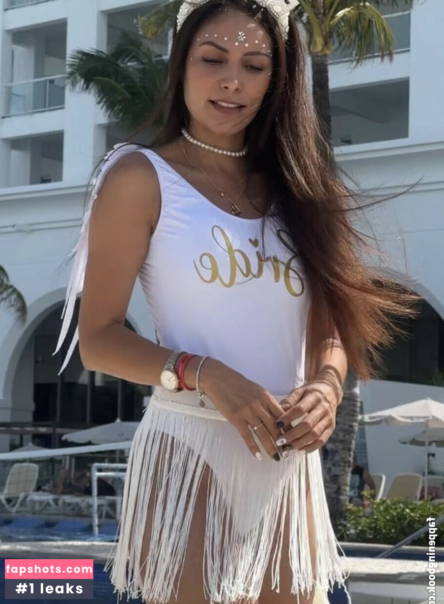 Edith Ruiz Nude Leaks OnlyFans Photos #11 - LeakJerk