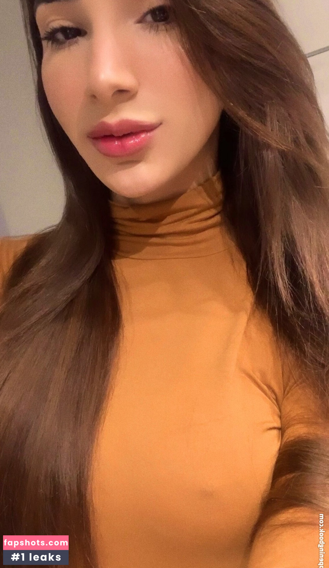 Eduarda Moraes gallery photo #2