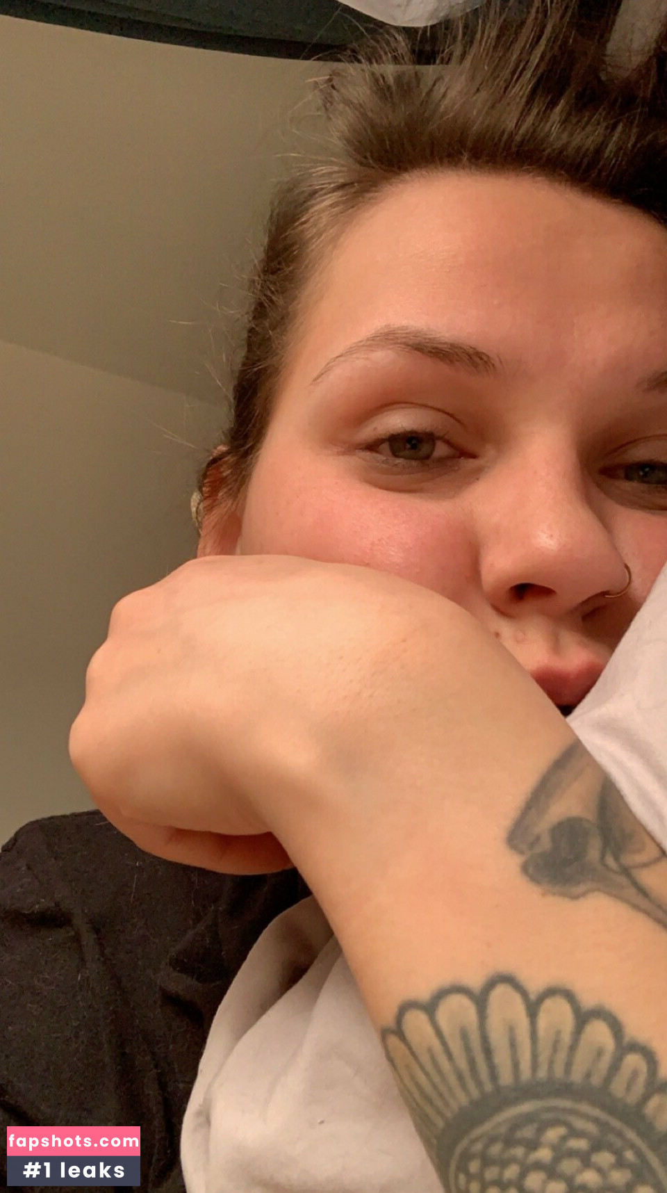 eeekerie gallery photo #7