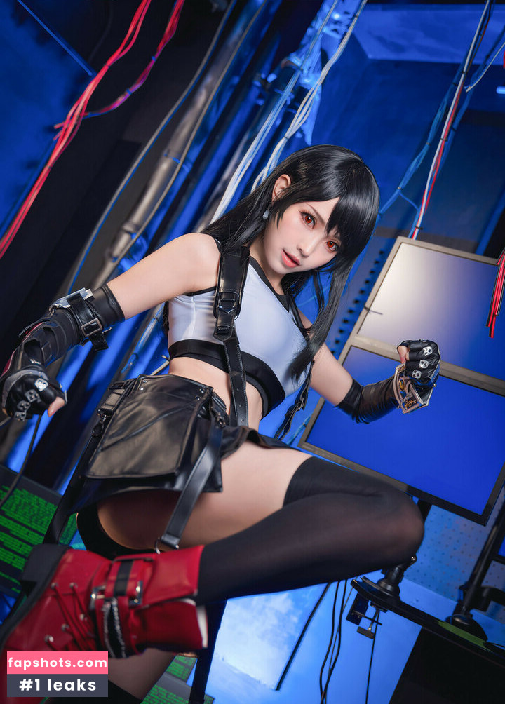 eeelyeee gallery photo #1097