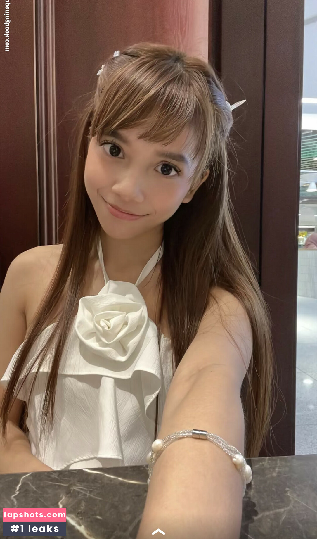 Eeeveenara gallery photo #107