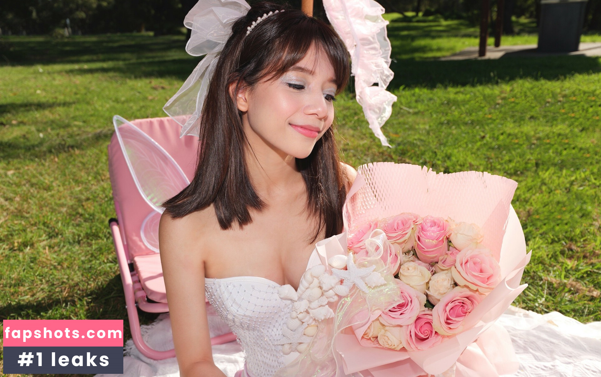 Eeeveenara gallery photo #108